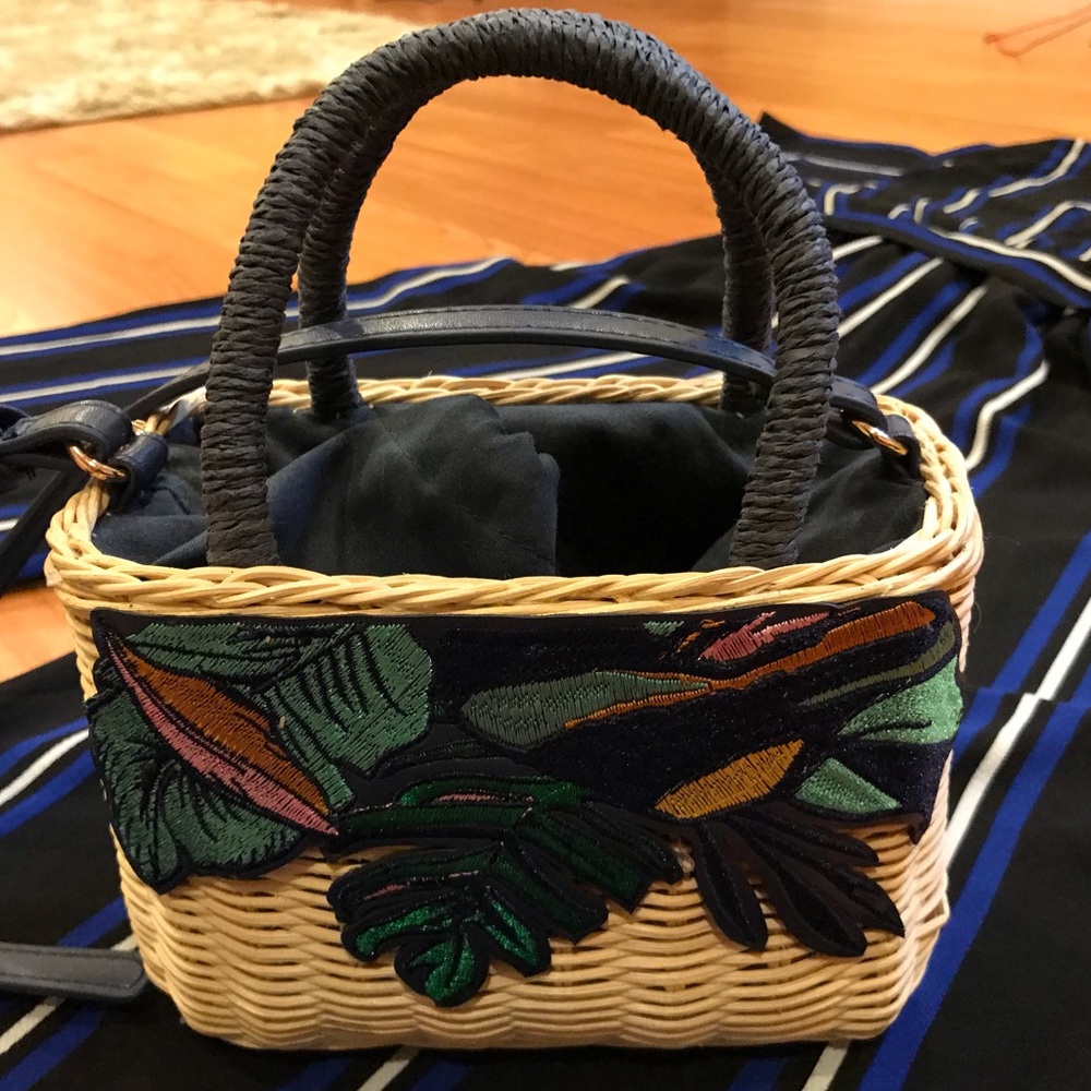 Rattan purse